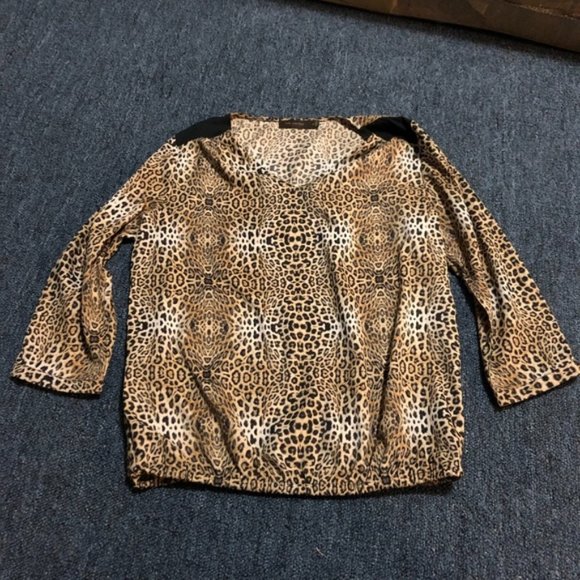 🔴SALE The Limited Blouse Bundle, Leopard print - Picture 2 of 4